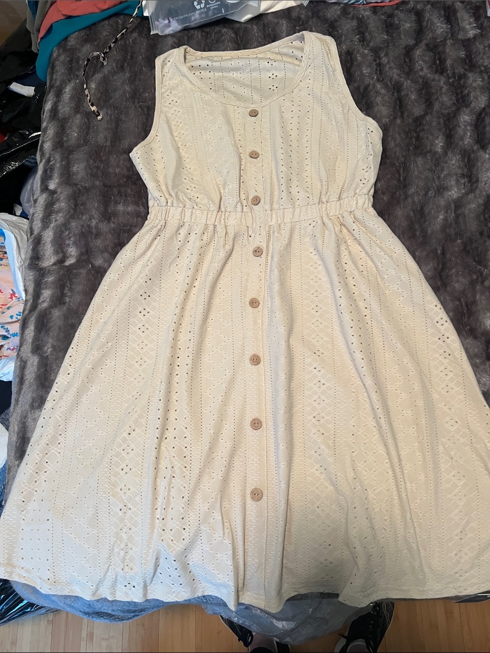 Cupshe Cream Eyelet Button-Front Sleeveless Dress